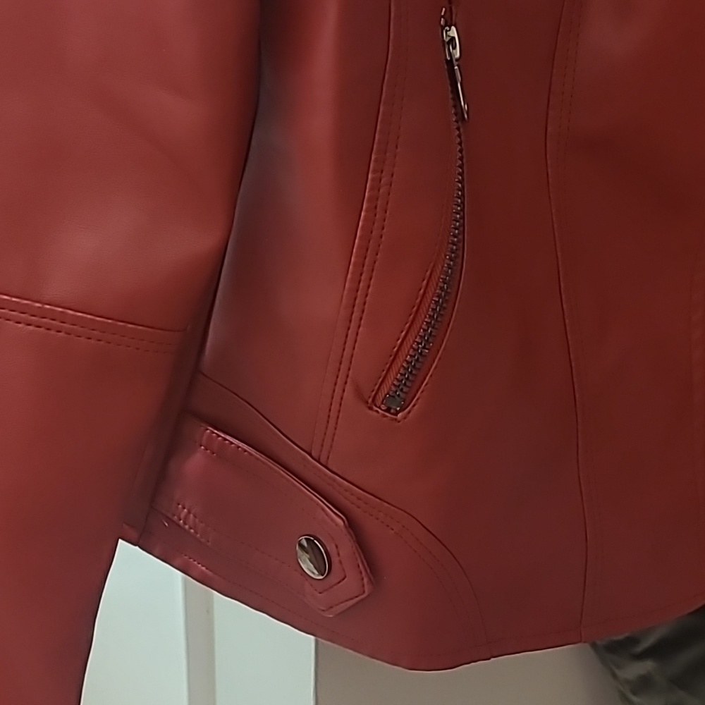 Jacket - Picture 3 of 8